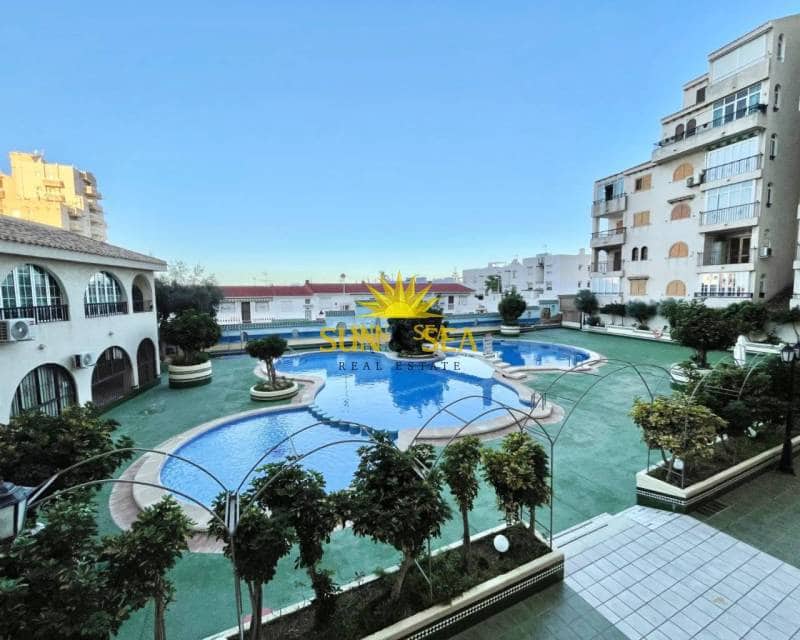 1 soveværelse Studio til leje i Torrevieja med swimmingpool - € 500 (Ref: 9448441)