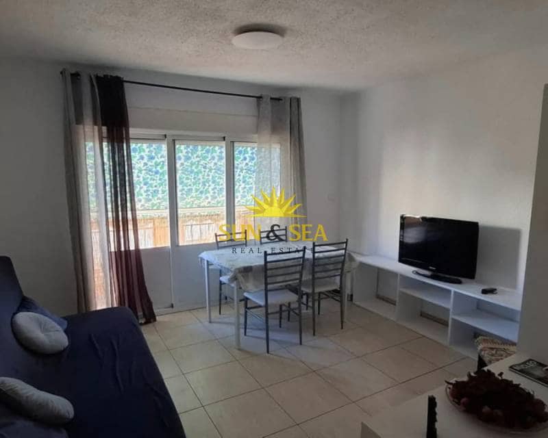 Apartamento de 3 habitaciones en Alicante / Alacant ciudad en alquiler - 850 € (Ref: 9448442)