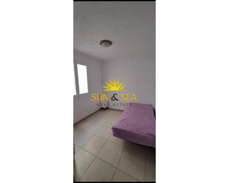 Apartamento de 3 habitaciones en Alicante / Alacant ciudad en alquiler - 850 € (Ref: 9448442)