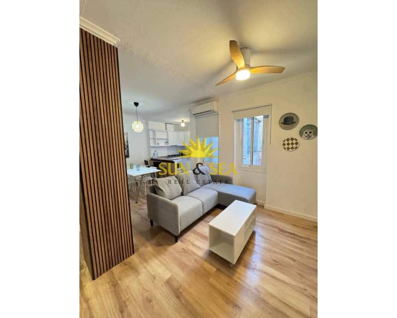 2 camera da letto Appartamento da affittare in Alicante citta - 1.000 € (Rif: 9448443)