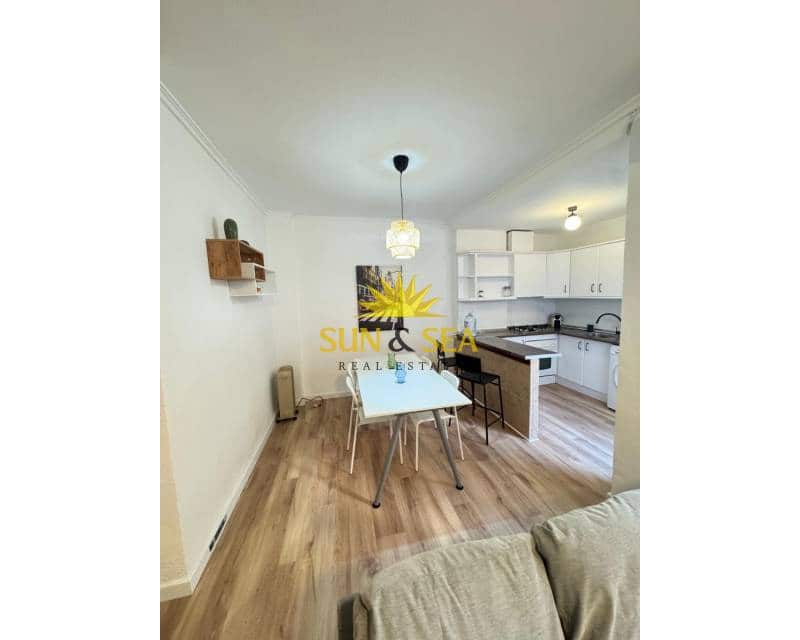 2 camera da letto Appartamento da affittare in Alicante citta - 1.000 € (Rif: 9448443)