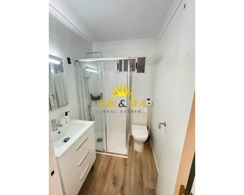 2 camera da letto Appartamento da affittare in Alicante citta - 1.000 € (Rif: 9448443)