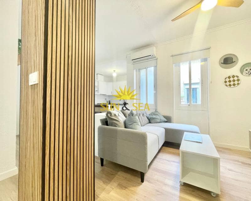 2 bedroom Apartment for rent in Alicante / Alacant city - € 1,000 (Ref: 9448443)