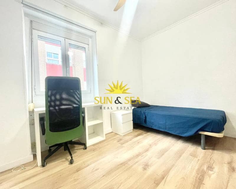 2 bedroom Apartment for rent in Alicante / Alacant city - € 1,000 (Ref: 9448443)