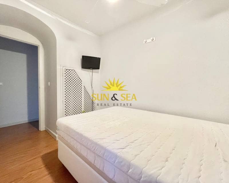 3 slaapkamer Appartement te huur in Los Alcazares met garage - € 850 (Ref: 9449318)