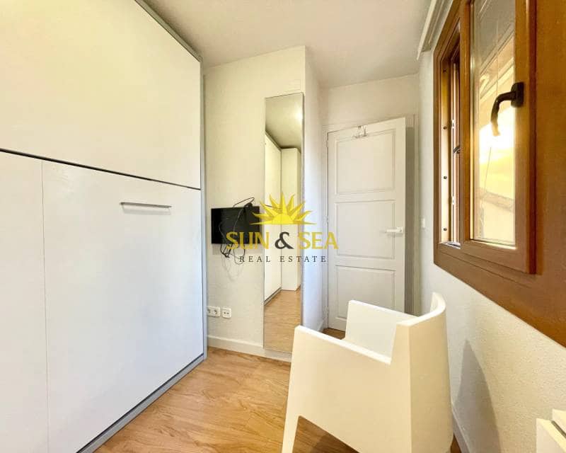 3 slaapkamer Appartement te huur in Los Alcazares met garage - € 850 (Ref: 9449318)