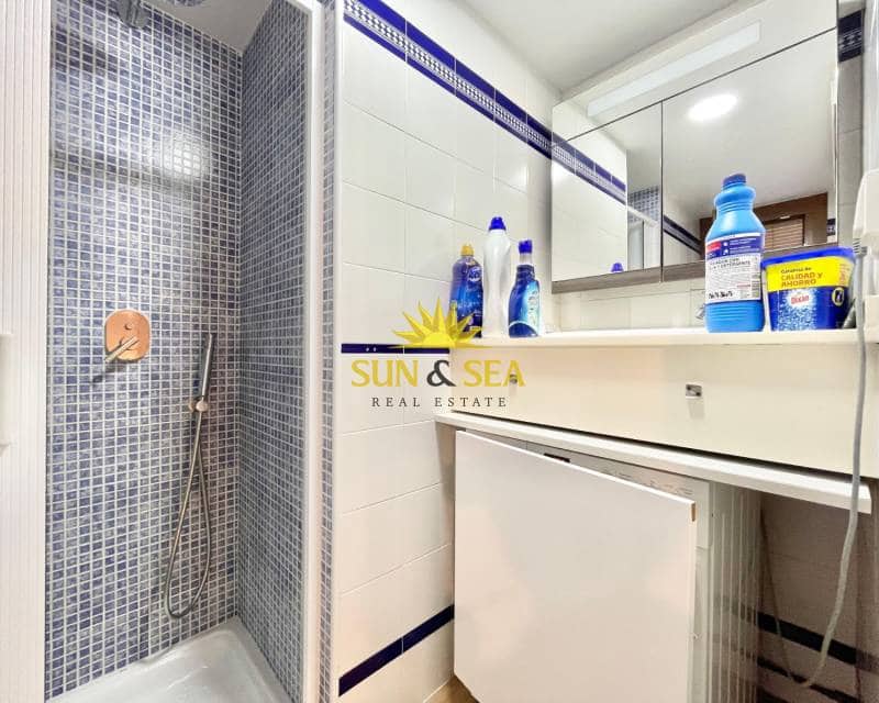 3 slaapkamer Appartement te huur in Los Alcazares met garage - € 850 (Ref: 9449318)