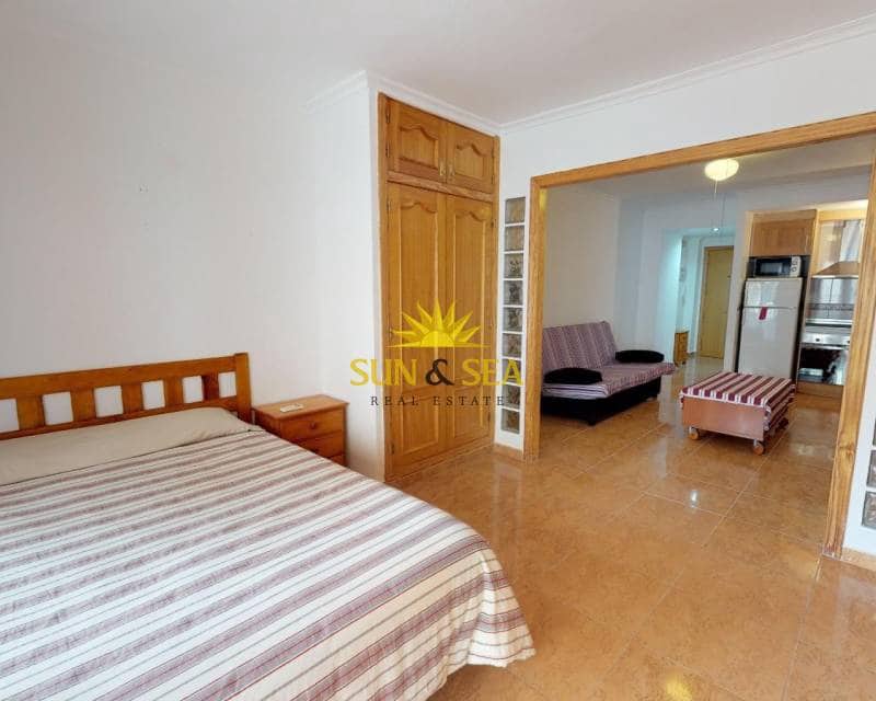 1 makuuhuone Huoneisto vuokrattavana paikassa Torrevieja - 630 € (Ref: 9449803)