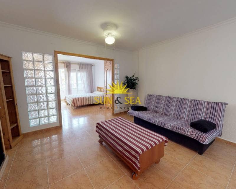 1 makuuhuone Huoneisto vuokrattavana paikassa Torrevieja - 630 € (Ref: 9449803)