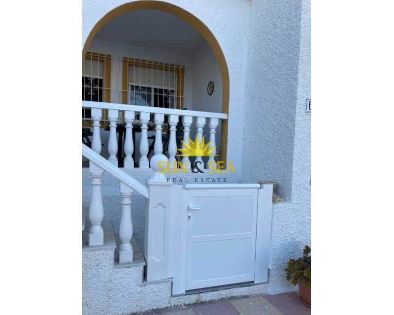 2 soverom Villa til leie i Guardamar del Segura med svømmebasseng - € 850 (Ref: 9450901)