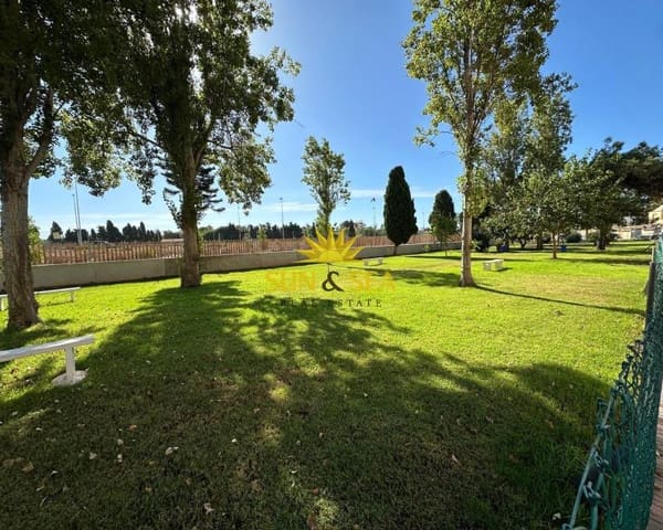 3 makuuhuone Kattohuoneisto vuokrattavana paikassa El Chaparral - La Siesta - La Torreta, Torrevieja mukana uima-altaan - 900 € (Ref: 9450902)