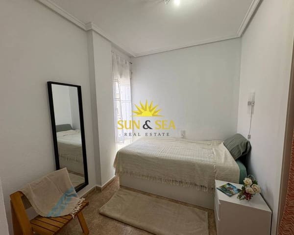 2 makuuhuone Huoneisto vuokrattavana paikassa Playa de los Locos, Torrevieja mukana uima-altaan - 950 € (Ref: 9453559)