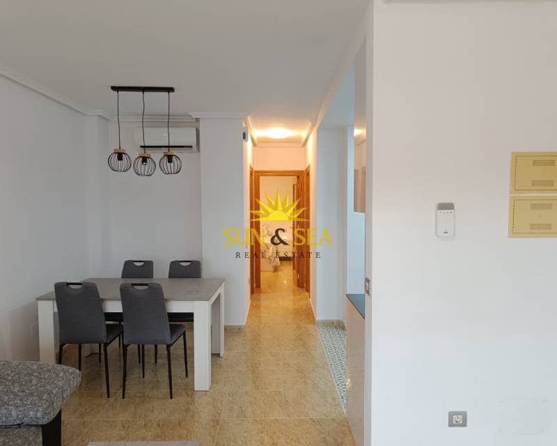 1 sovrum Lägenhet att hyra i Alicante stad - 550 € (Ref: 9453662)