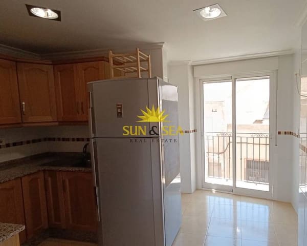 3 makuuhuone Huoneisto vuokrattavana paikassa Crevillente / Crevillent - 750 € (Ref: 9454861)