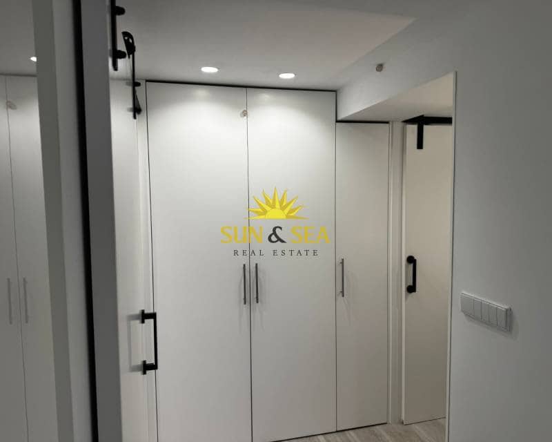 2 sovrum Lägenhet att hyra i Playa de San Juan med garage - 1 700 € (Ref: 9459494)