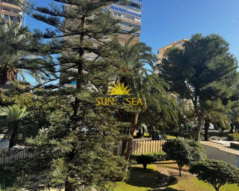 2 sovrum Lägenhet att hyra i Playa de San Juan med garage - 1 700 € (Ref: 9459494)