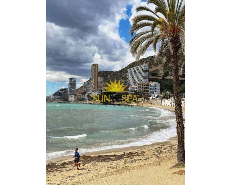 3 sypialnia Apartament do wynajęcia w Miasto Alicante / Alacant - 1 300 € (Ref: 9459750)