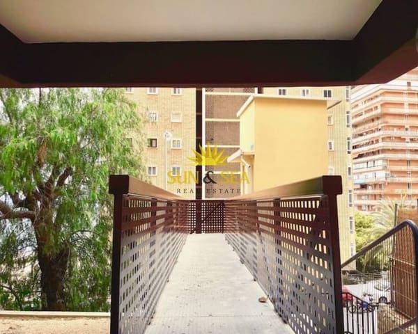 Apartamento de 3 habitaciones en Albufereta, Alicante / Alacant ciudad en alquiler - 1.300 € (Ref: 9459750)