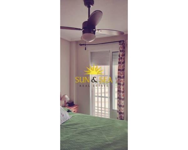 2 sovrum Lägenhet att hyra i La Manga del Mar Menor med pool - 750 € (Ref: 9460710)