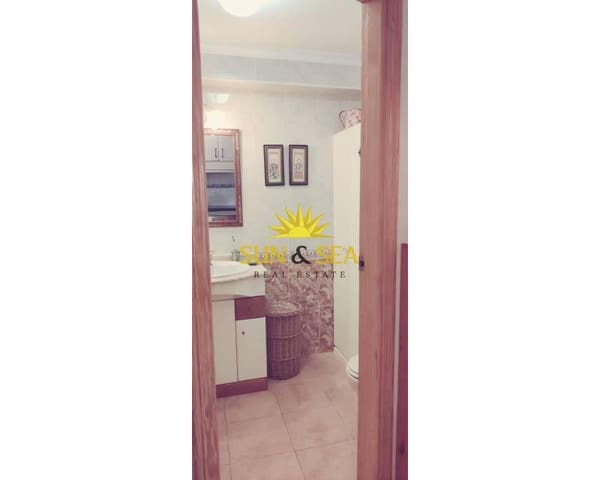 2 sovrum Lägenhet att hyra i La Manga del Mar Menor med pool - 750 € (Ref: 9460710)