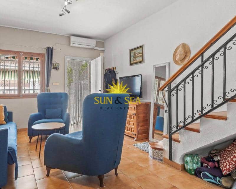 2 Zimmer Haus zu vermieten in Gran Alacant mit Pool - 950 € (Ref: 9462685)