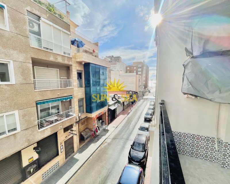 3 Zimmer Apartment zu verkaufen in Torrevieja - 198.000 € (Ref: 9464984)