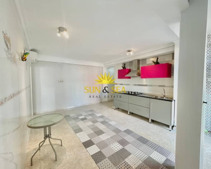 3 Zimmer Apartment zu verkaufen in Torrevieja - 198.000 € (Ref: 9464984)