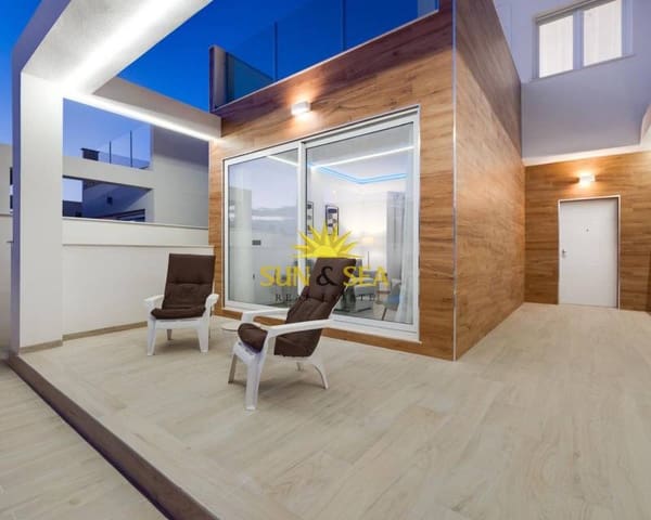 Chalet de 3 habitaciones en Aguas Nuevas, Torrevieja en venta con piscina garaje - 598.000 € (Ref: 9464985)