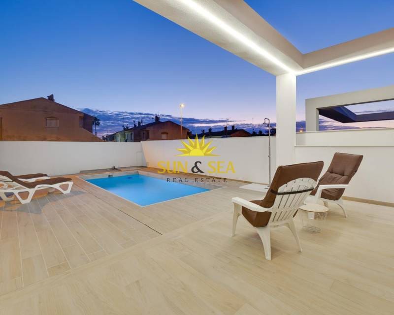 3 bedroom Villa for sale in Aguas Nuevas with pool garage - € 598,000 (Ref: 9464985)