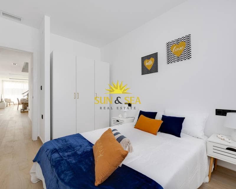 3 bedroom Villa for sale in Aguas Nuevas with pool garage - € 598,000 (Ref: 9464985)