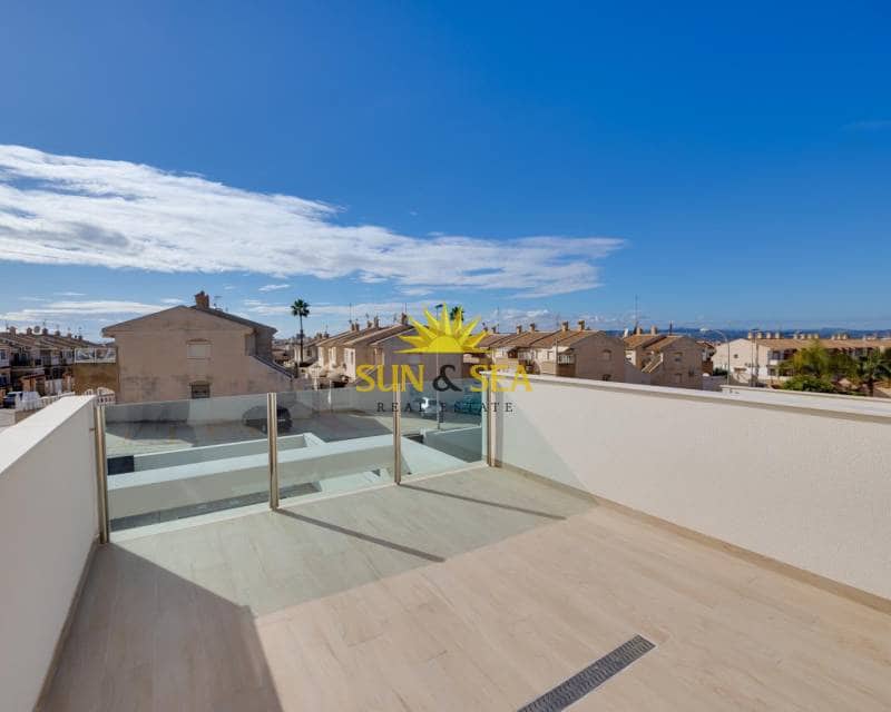 3 bedroom Villa for sale in Aguas Nuevas with pool garage - € 598,000 (Ref: 9464985)