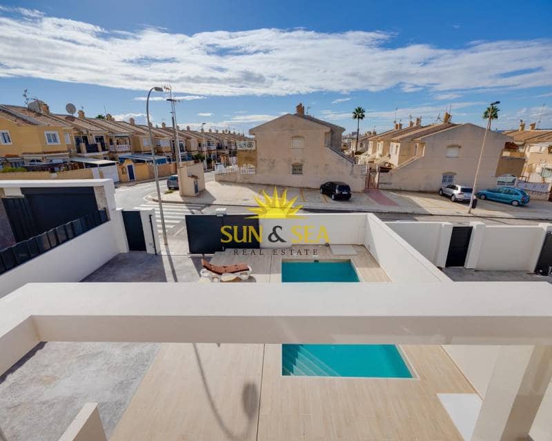 3 bedroom Villa for sale in Aguas Nuevas with pool garage - € 598,000 (Ref: 9464985)