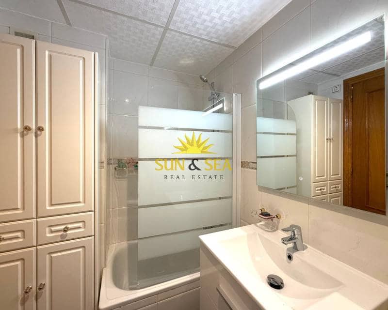 3 slaapkamer Appartement te huur in Pilar de la Horadada - € 800 (Ref: 9465963)