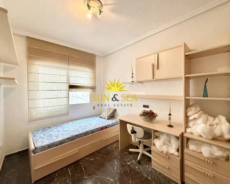 3 slaapkamer Appartement te huur in Pilar de la Horadada - € 800 (Ref: 9465963)