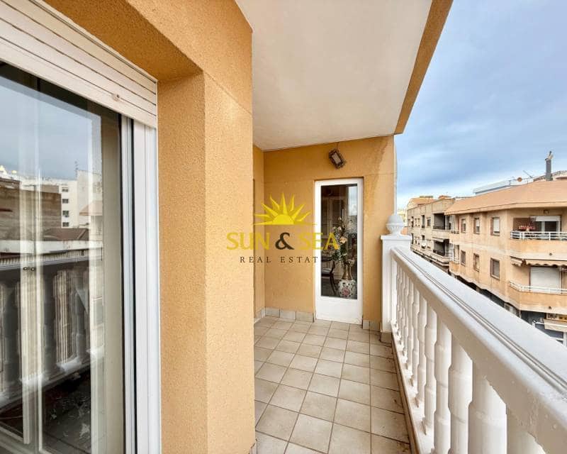 3 slaapkamer Appartement te huur in Pilar de la Horadada - € 800 (Ref: 9465963)