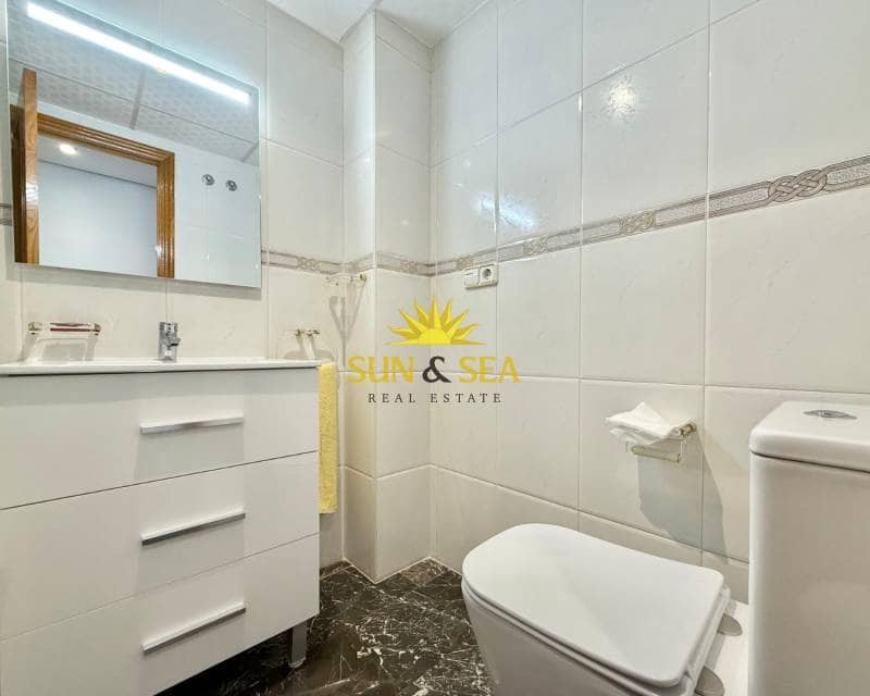 3 slaapkamer Appartement te huur in Pilar de la Horadada - € 800 (Ref: 9465963)