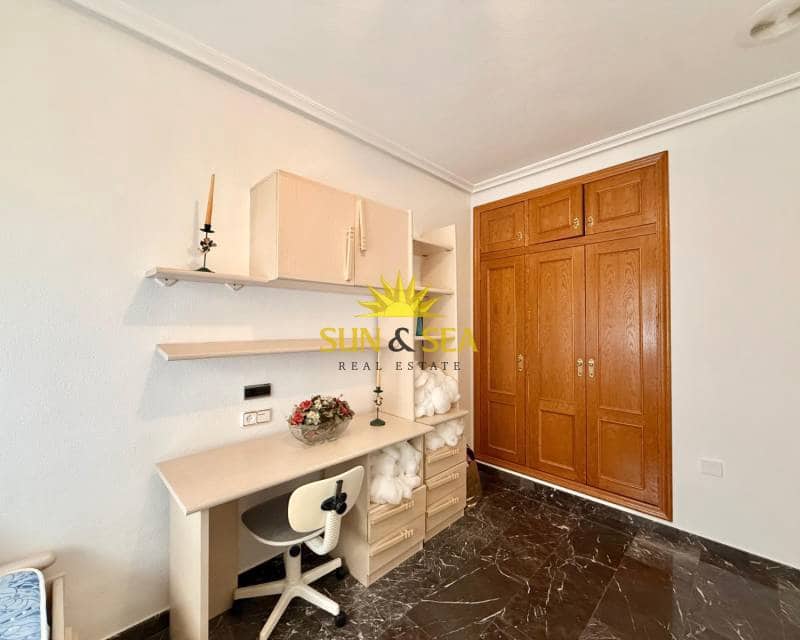 3 slaapkamer Appartement te huur in Pilar de la Horadada - € 800 (Ref: 9465963)