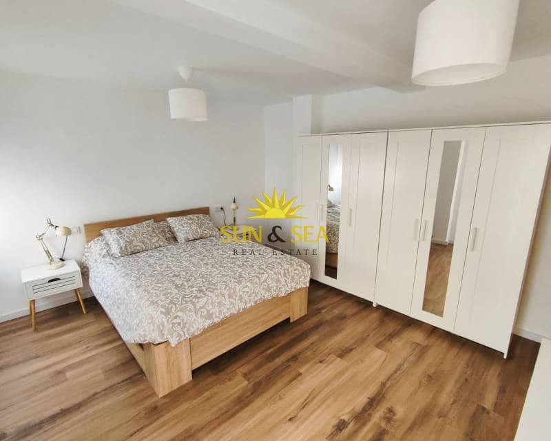 1 bedroom Apartment for rent in Santa Pola - € 950 (Ref: 9466192)