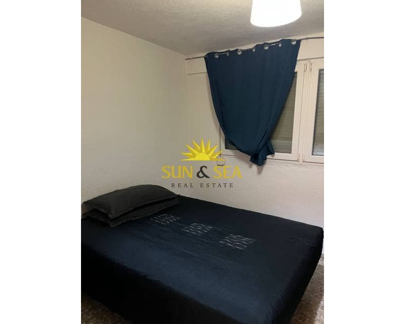 Appartement de 2 chambres à louer à Alicante ville - 1 250 € (Ref: 9466193)