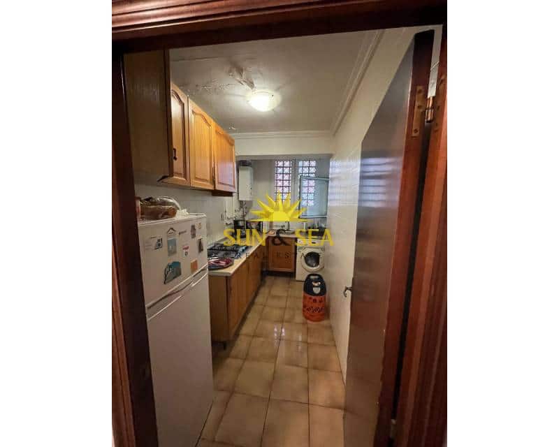 Appartement de 2 chambres à louer à Alicante ville - 1 250 € (Ref: 9466193)