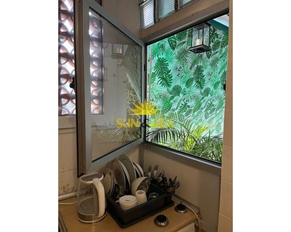 2 slaapkamer Appartement te huur in Barrio del Centro, Alicante stad - € 1.250 (Ref: 9466193)