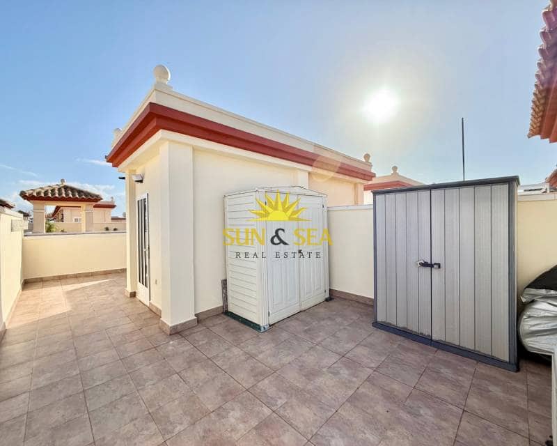 3 soverom Villa til leie i San Pedro del Pinatar med svømmebasseng - € 900 (Ref: 9467635)