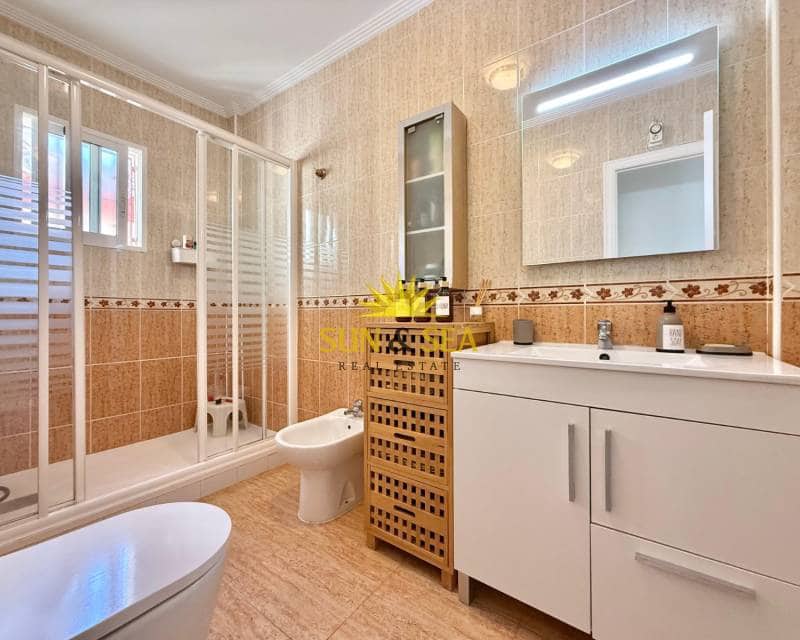 3 soverom Villa til leie i San Pedro del Pinatar med svømmebasseng - € 900 (Ref: 9467635)