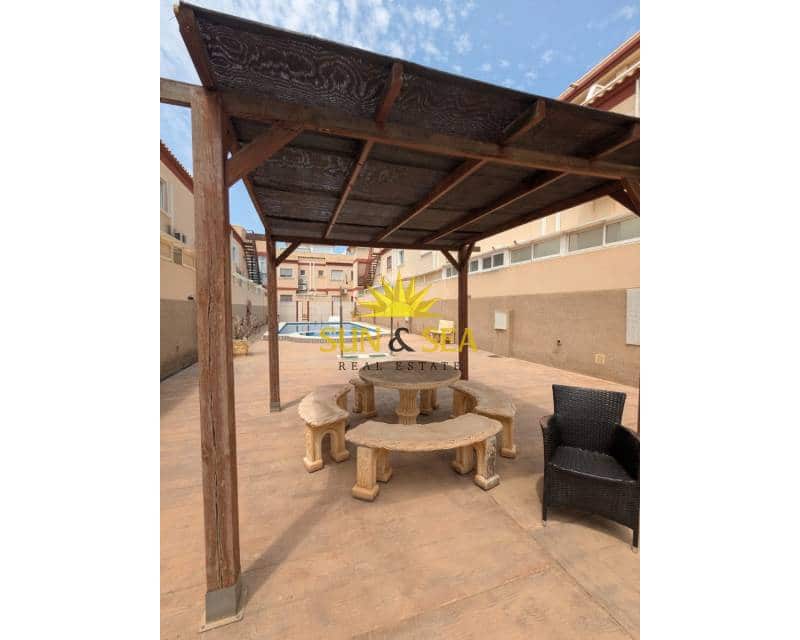 3 slaapkamer Villa te huur in San Pedro del Pinatar met zwembad - € 2.000 (Ref: 9467635)