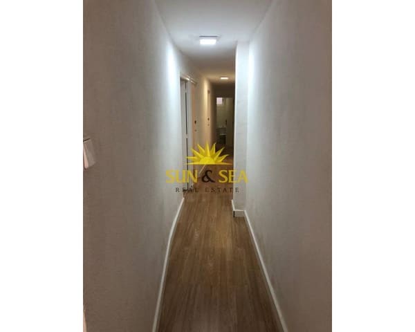 4 slaapkamer Appartement te huur in Centro, Elche / Elx - € 950 (Ref: 9467781)