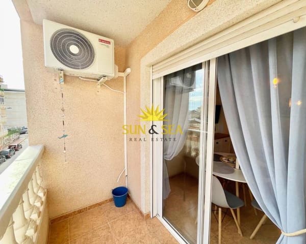 Apartamento de 2 habitaciones en El Molino, Torrevieja en alquiler - 750 € (Ref: 9471285)