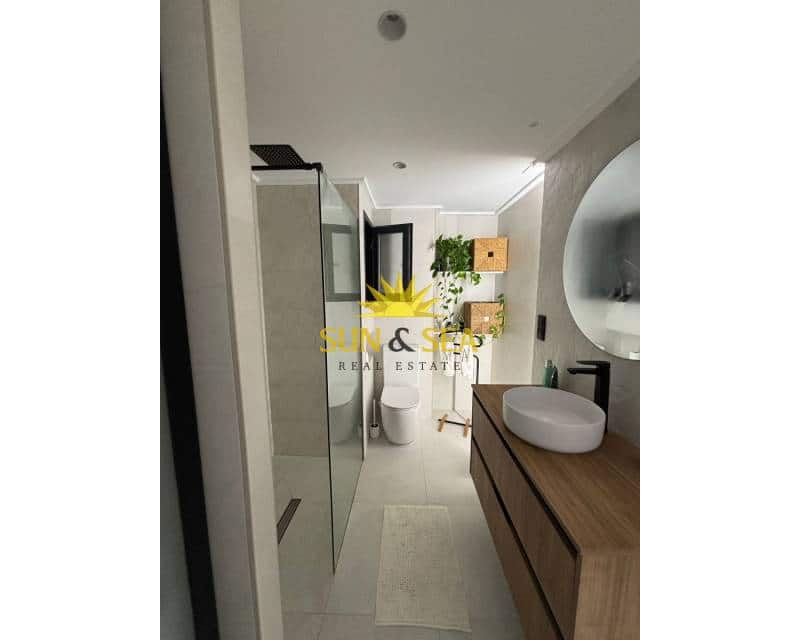 1 quarto Penthouse para arrendar em Elda - 700 € (Ref: 9471752)