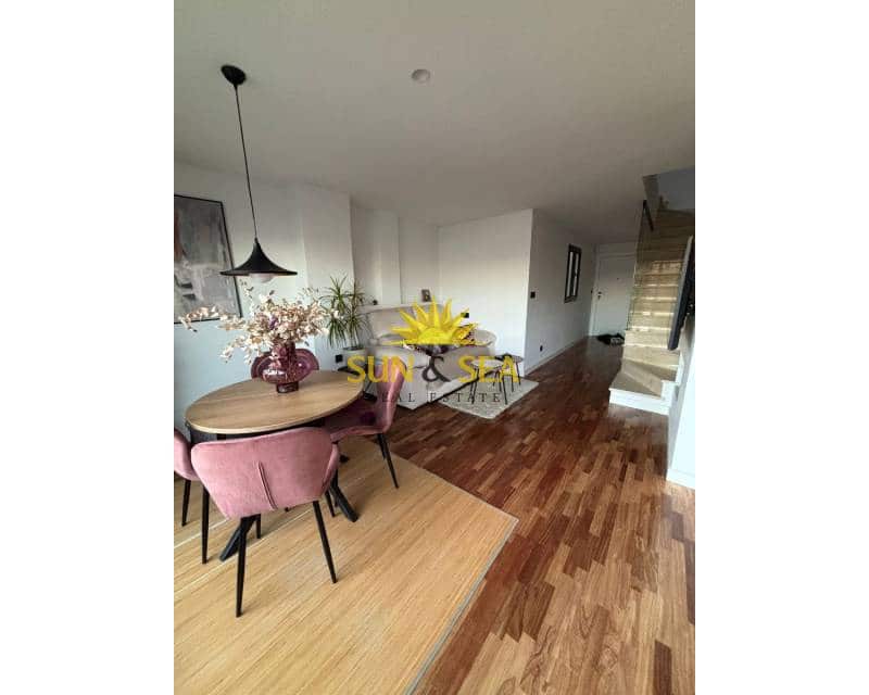 1 quarto Penthouse para arrendar em Elda - 700 € (Ref: 9471752)