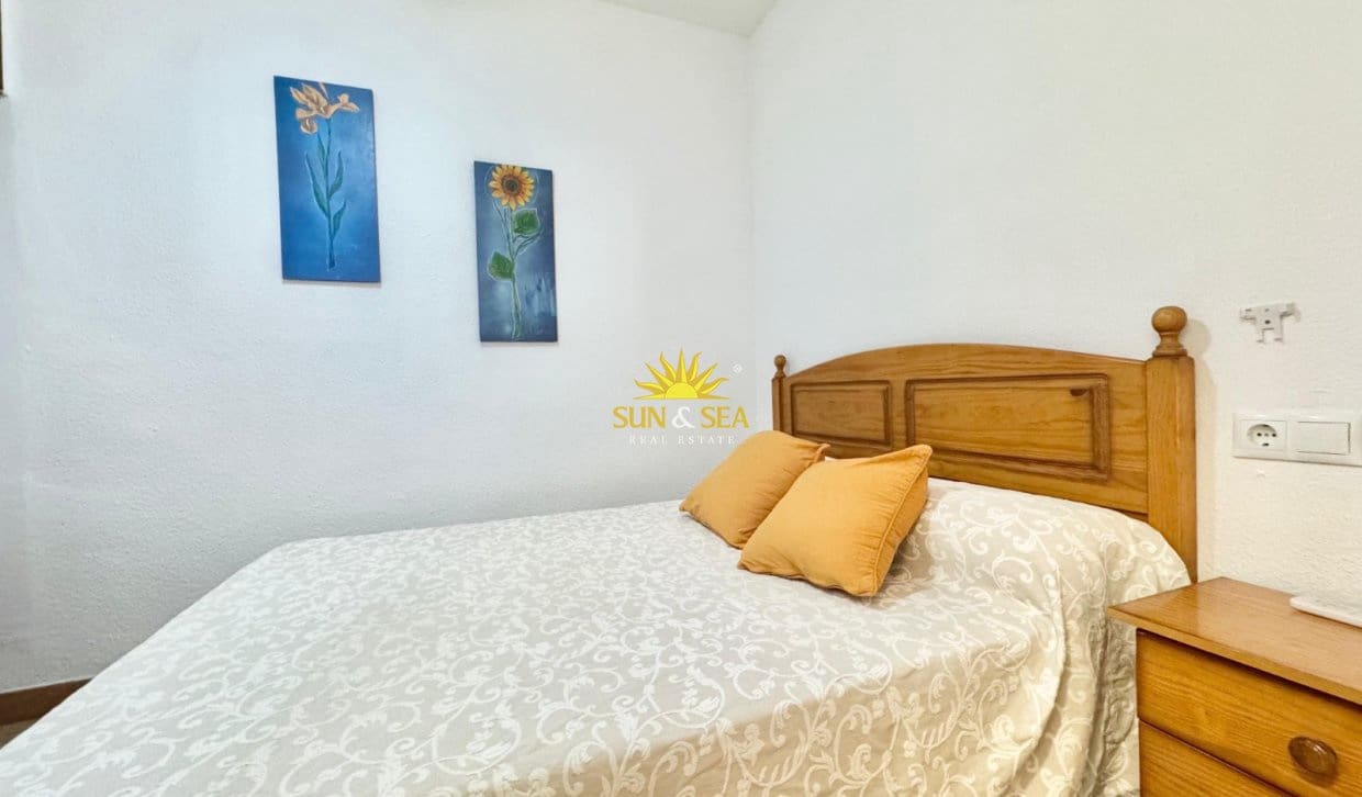 Appartement de 1 chambre à louer à Gran Alacant avec piscine - 700 € (Ref: 9474401)