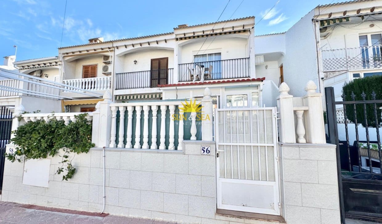 Appartement de 1 chambre à louer à Gran Alacant avec piscine - 700 € (Ref: 9474401)